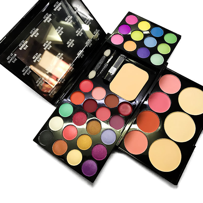 Make up kits
